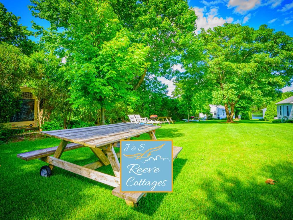 Premier Waterfront Cottage 2 Riverhead Exterior foto